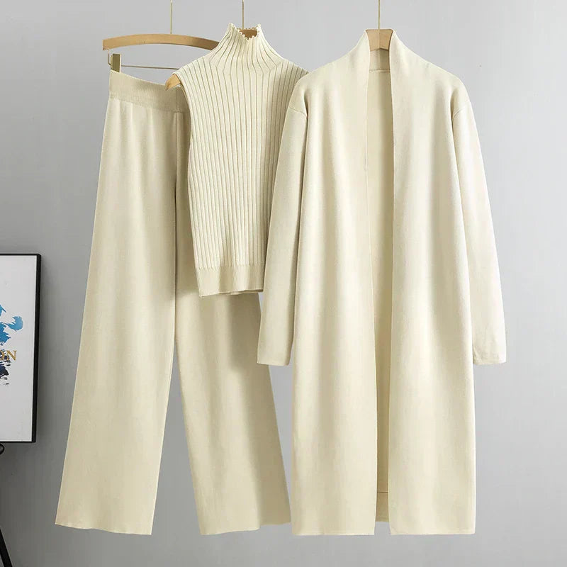 Vaine – Set di Tre Pezzi Eleganti