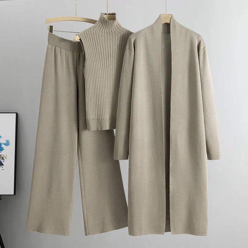 Vaine – Set di Tre Pezzi Eleganti